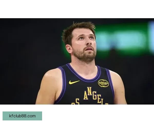 NBA3月最佳评选启动 湖人冲击最佳球队 东契奇能否力压群雄获最佳球员 NBA3月最佳评选启动 湖人冲击最佳球队 东契奇能否力压群雄获最佳球员